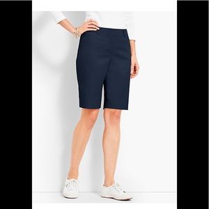 Talbots black 10 1/2 inch long walking shorts